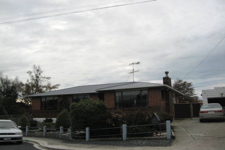 Photo of property in 6 Telfer Street, Balclutha, 9230