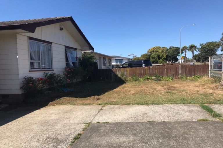 Photo of property in 46 Te Irirangi Drive, Clover Park, Auckland, 2019