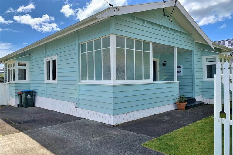 Photo of property in 19 Wiremu Street, Mount Eden, Auckland, 1041