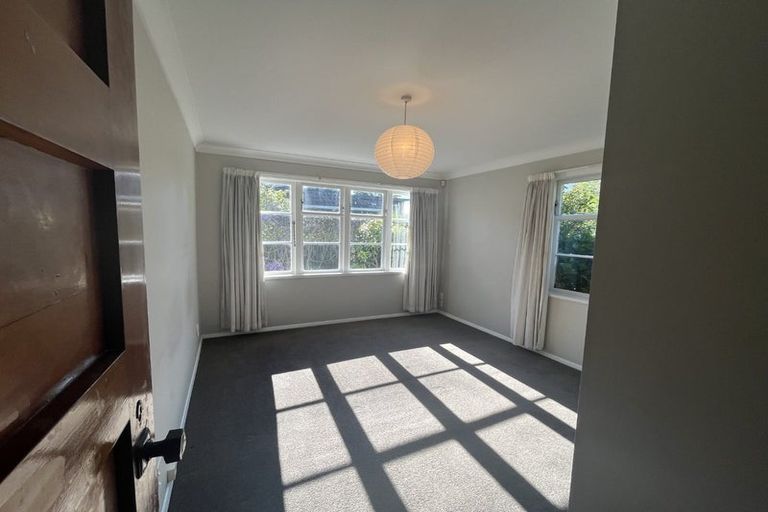 Photo of property in 6 Newall Avenue, Bryndwr, Christchurch, 8052