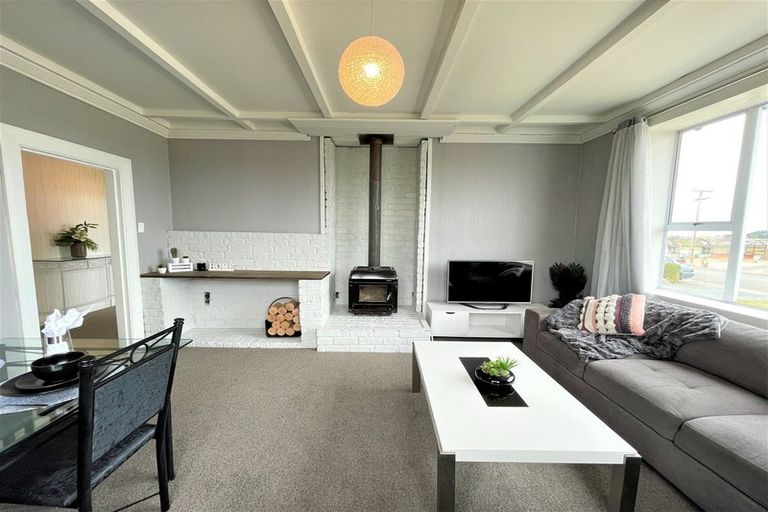 Photo of property in 17 Stamford Street, Balclutha, 9230