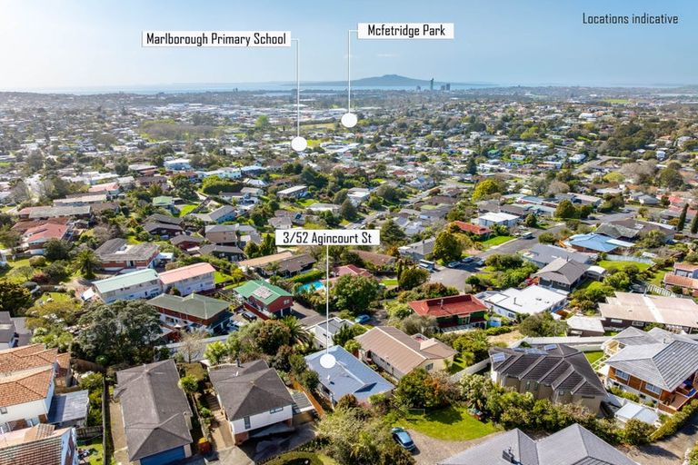 Photo of property in 3/52 Agincourt Street, Glenfield, Auckland, 0629