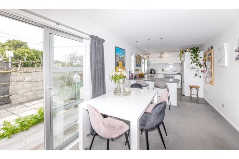 Photo of property in 48b Dickens Street, Addington, Christchurch, 8024