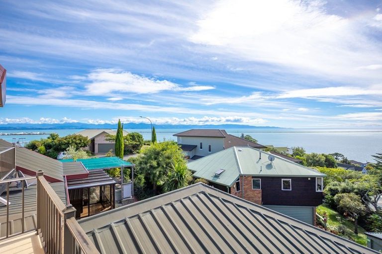 Photo of property in 102 Brooklands Road, Atawhai, Nelson, 7010