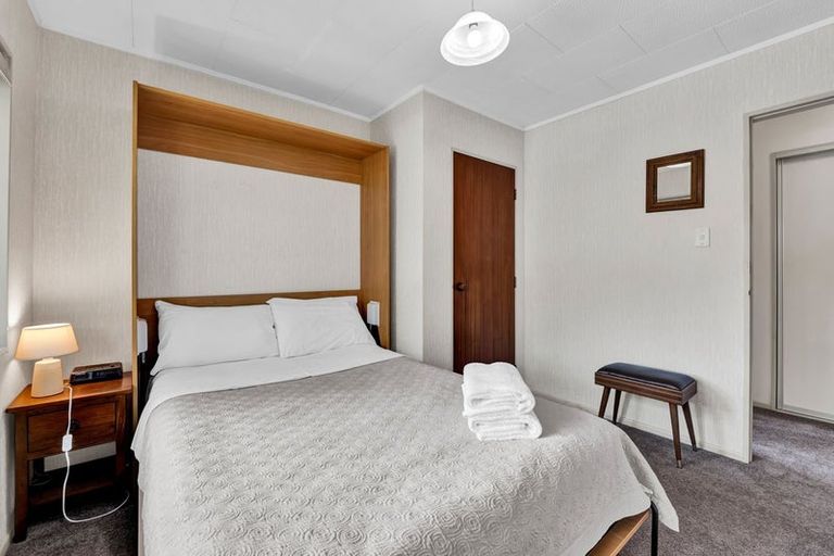 Photo of property in 5 Ruskin Place, Westown, New Plymouth, 4310