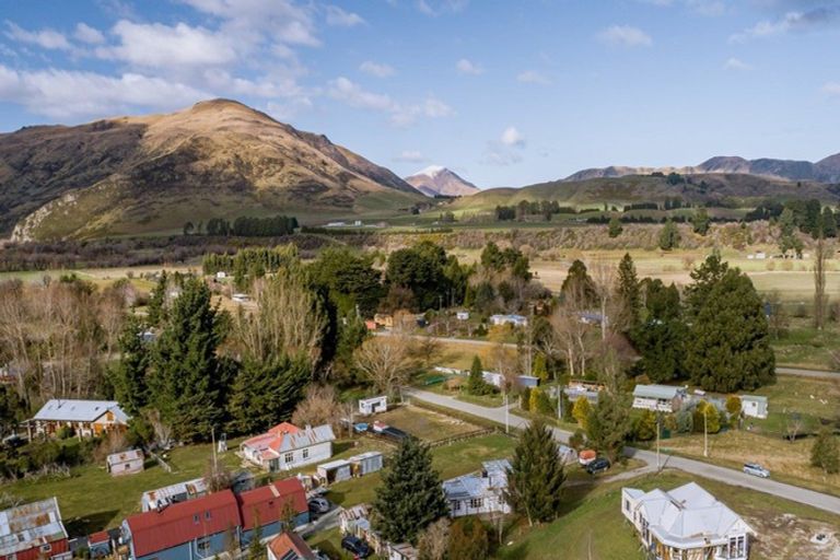 Photo of property in 21 Hythe Street, Athol, 9793