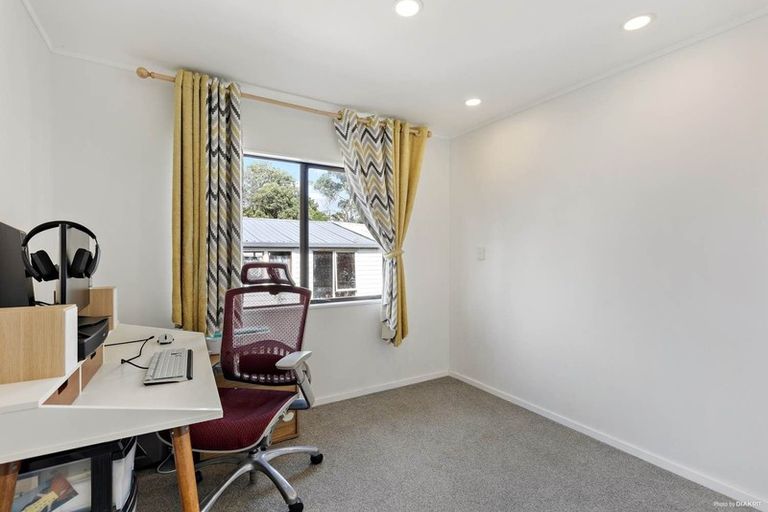Photo of property in 1/86 Universal Drive, Henderson, Auckland, 0610