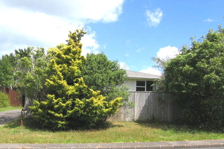 Photo of property in 63 Sycamore Drive, Sunnynook, Auckland, 0620