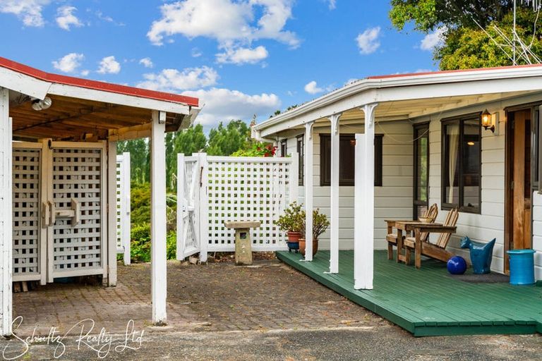 Photo of property in 1870 State Highway 1, Kaiwaka, 0573