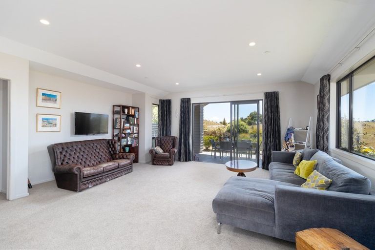 Photo of property in 21 Suncrest Drive, Tasman, Upper Moutere, 7173