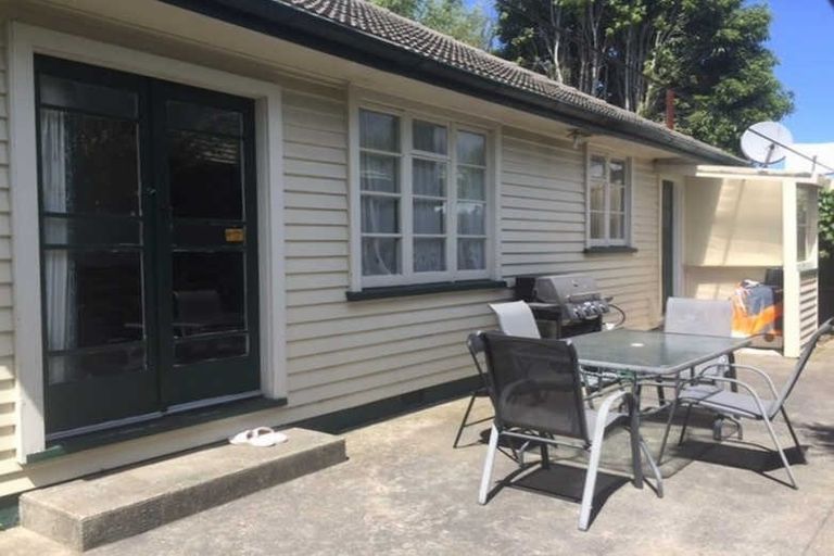 Photo of property in 83 Marshland Road, Shirley, Christchurch, 8061