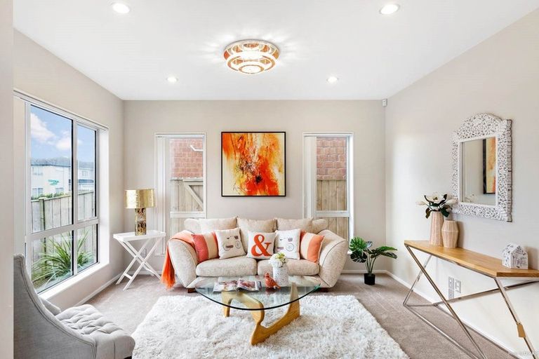 Photo of property in 44 Charlestown Drive, Flat Bush, Auckland, 2019