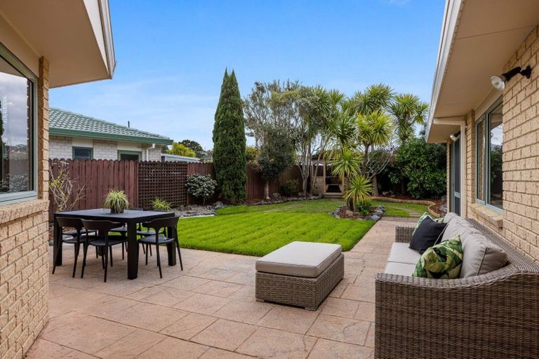 Photo of property in 179 Lakeside Drive, Orewa, 0931