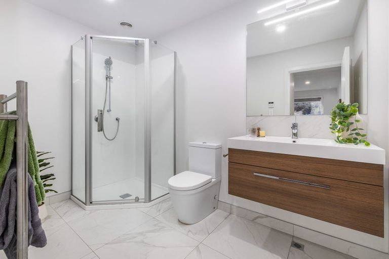Photo of property in 81 Hokioi Drive, Kenepuru, Porirua, 5022