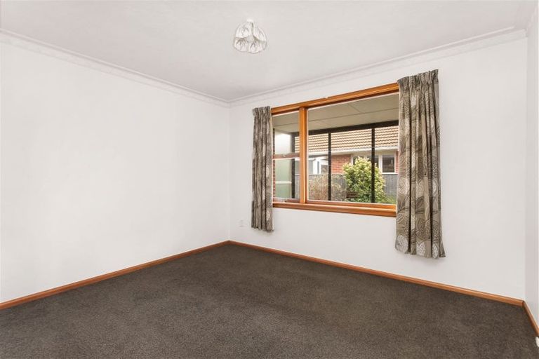 Photo of property in 1/301 Wairakei Road, Bryndwr, Christchurch, 8053