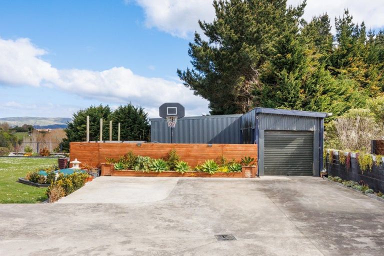 Photo of property in 37 Branksome Place, Aokautere, Palmerston North, 4471