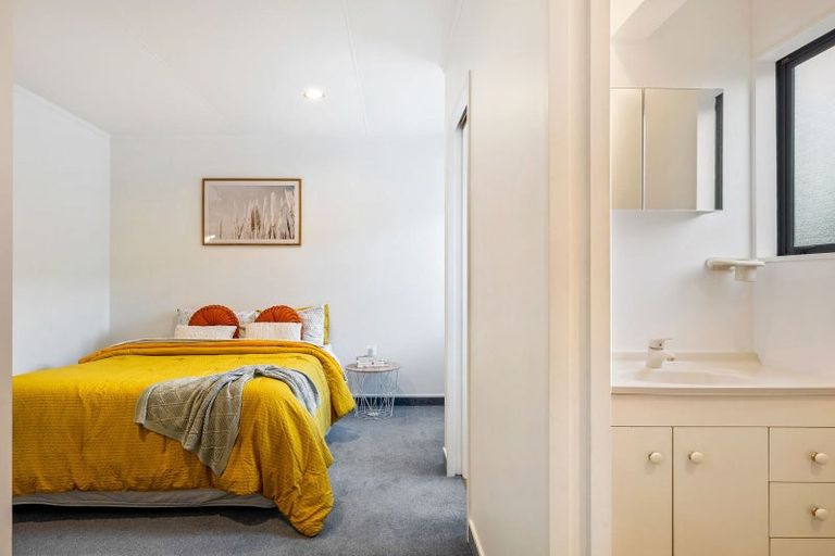 Photo of property in 35a Sylvan Avenue, Waikanae, 5036