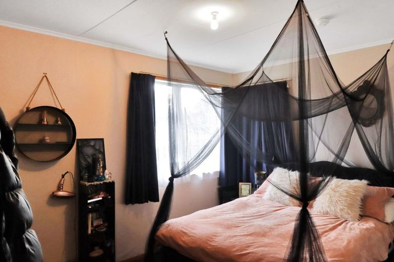 Photo of property in 94 Pine Avenue, Ebdentown, Upper Hutt, 5018