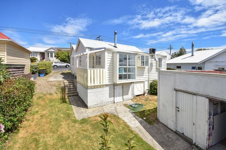 Photo of property in 32 Meadow Street, Mornington, Dunedin, 9011