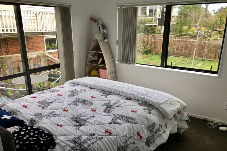 Photo of property in 19 Wells Road, Bucklands Beach, Auckland, 2012