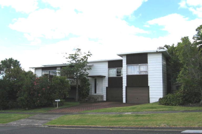 Photo of property in 17 Penning Road, Milford, Auckland, 0620