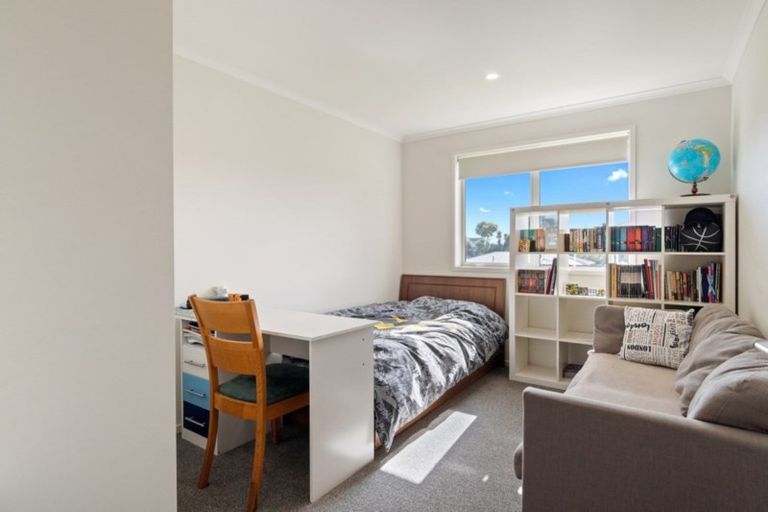 Photo of property in 27 Elena Place, Welcome Bay, Tauranga, 3112