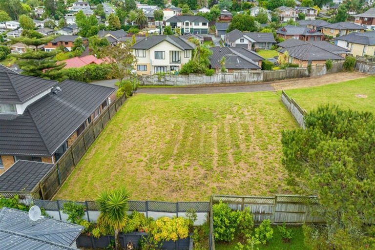 Photo of property in 12 Vintage Drive, Henderson, Auckland, 0612