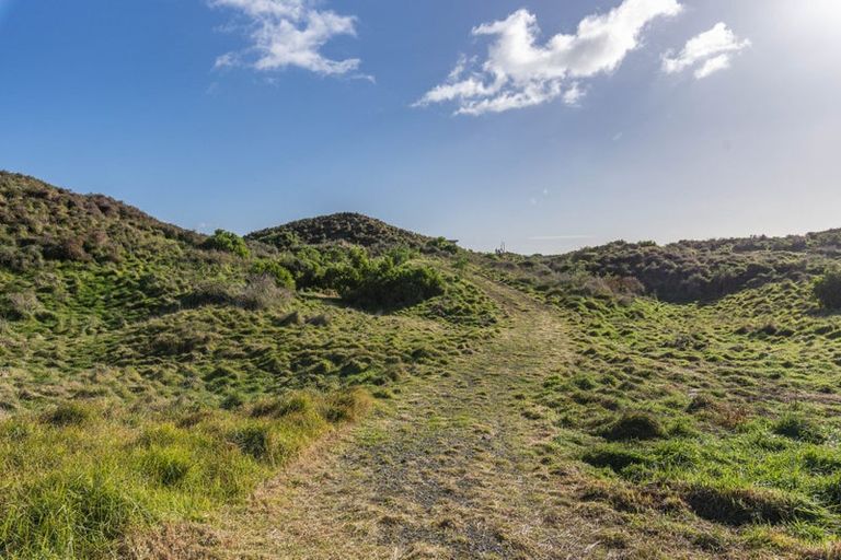 Photo of property in 18 Mahurenga Lane, Te Horo, Otaki, 5581