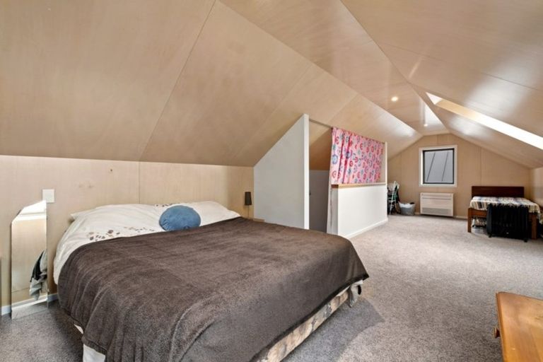 Photo of property in 49 Kirimoko Crescent, Wanaka, 9305