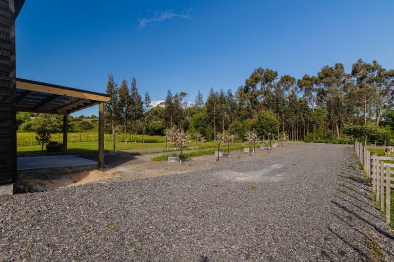 Photo of property in 100 Cole Street, Dannevirke, 4930