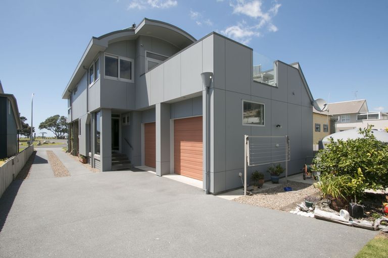 Photo of property in 5 Savage Avenue, Waihi Beach, 3611