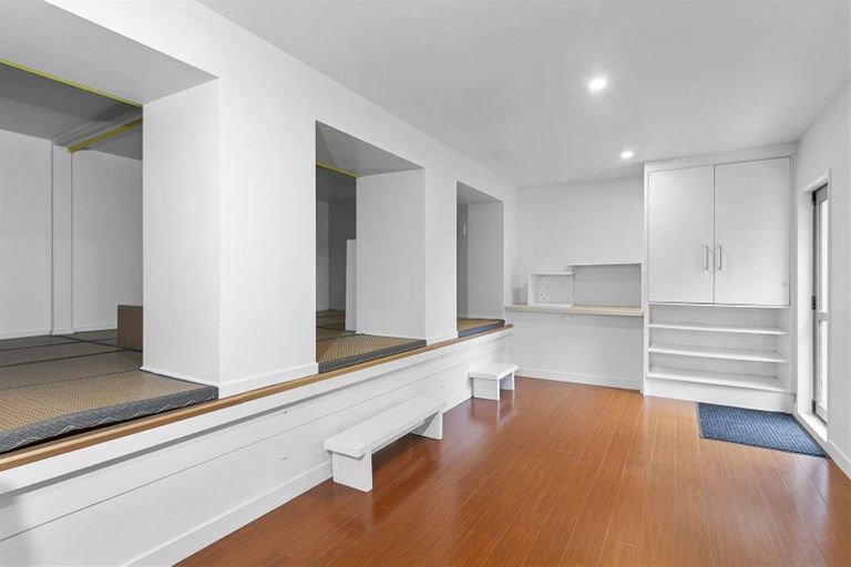 Photo of property in 77a Royal Road, Massey, Auckland, 0614