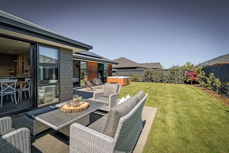 Photo of property in 309 Halswell Junction Road, Halswell, Christchurch, 8025