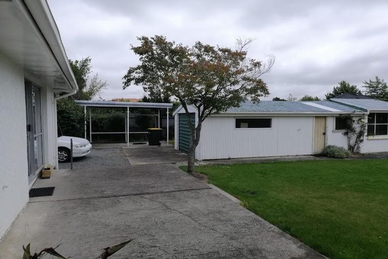 Photo of property in 44 Barnes Road, Redwood, Christchurch, 8051