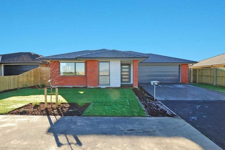 Photo of property in 23 Flint Road, Rolleston, 7614