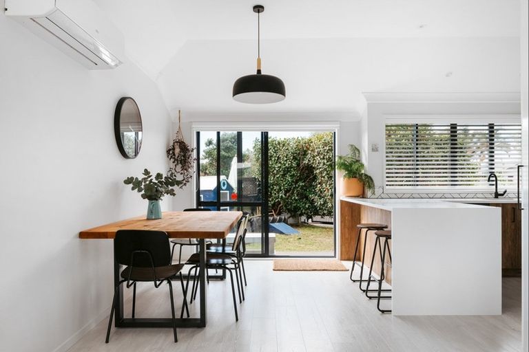 Photo of property in 75 Corinth Grove, Papamoa Beach, Papamoa, 3118