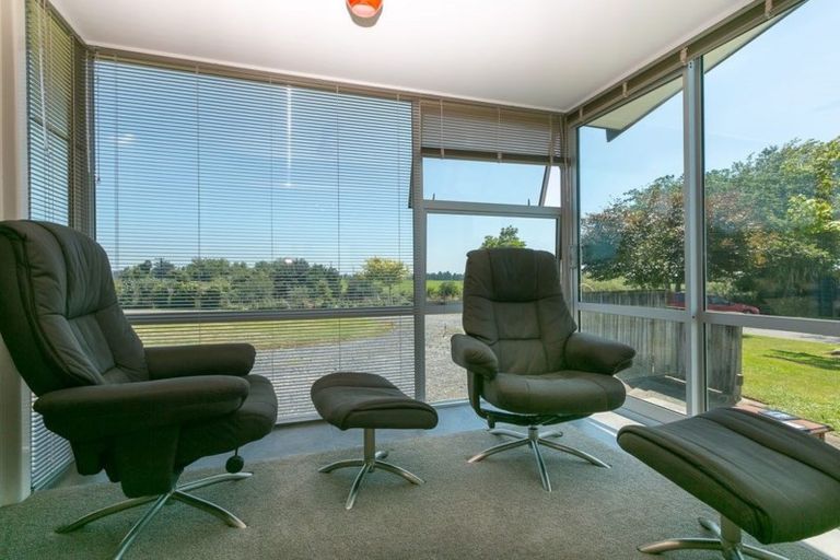 Photo of property in 2599 Mountain Road, Tariki, Stratford, 4394