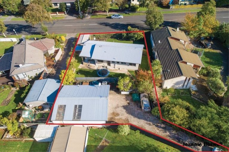 Photo of property in 25 Chadwick Place, Highbury, Palmerston North, 4412