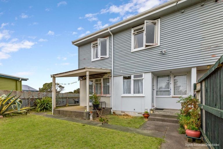 Photo of property in 14 Matipo Street, Castlecliff, Whanganui, 4501