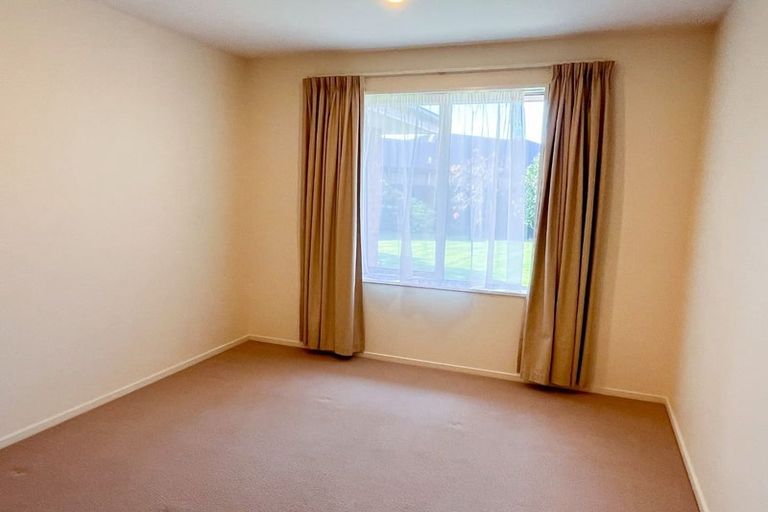 Photo of property in 50 Somerville Crescent, Aidanfield, Christchurch, 8025