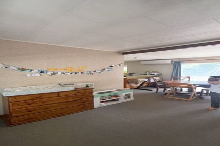 Photo of property in 1/69 Rimu Street, New Lynn, Auckland, 0600