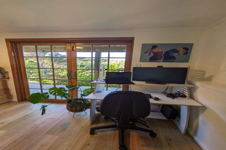 Photo of property in 6 Gordon Road, Plimmerton, Porirua, 5026