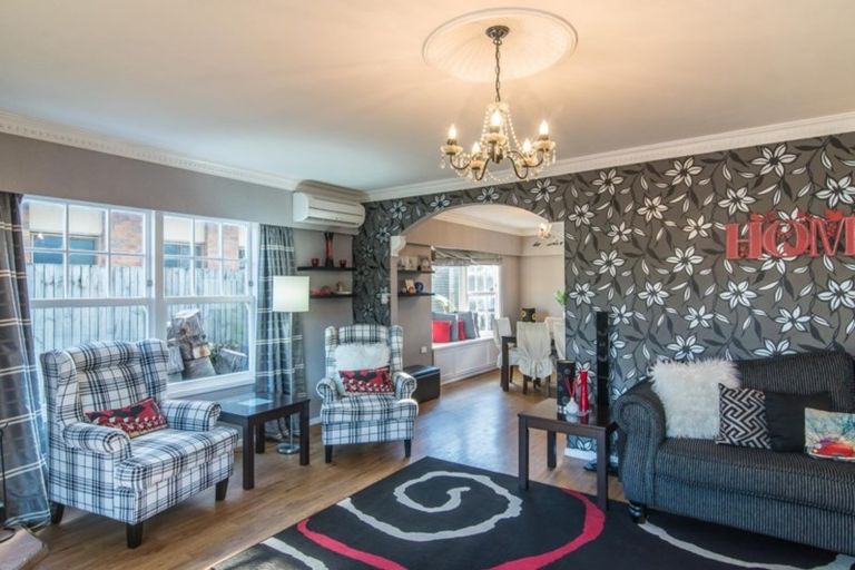 Photo of property in 35 Callender Terrace, Paraparaumu Beach, Paraparaumu, 5032