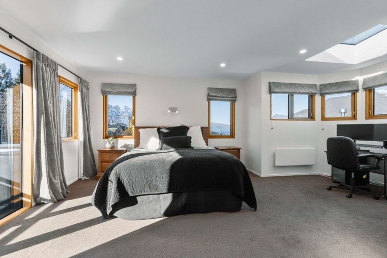 Photo of property in 18 Dublin Street, Queenstown, 9300