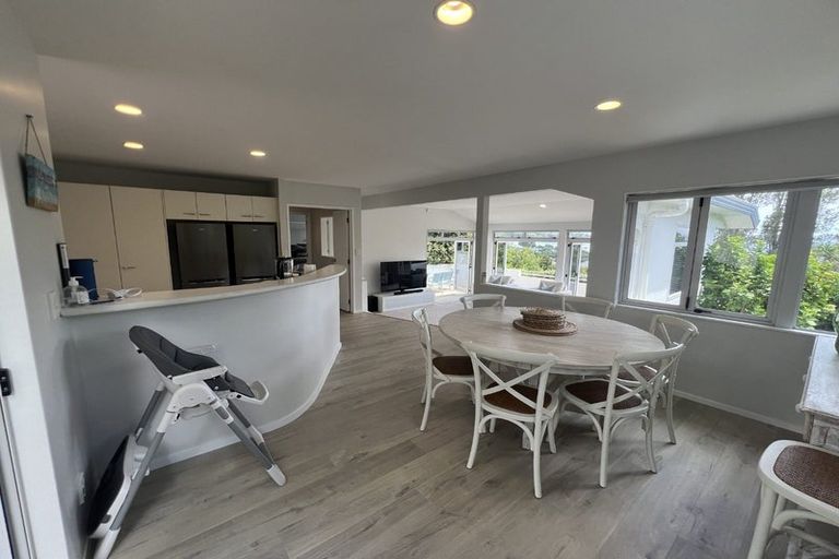 Photo of property in 17a Beach Road, Manly, Whangaparaoa, 0930