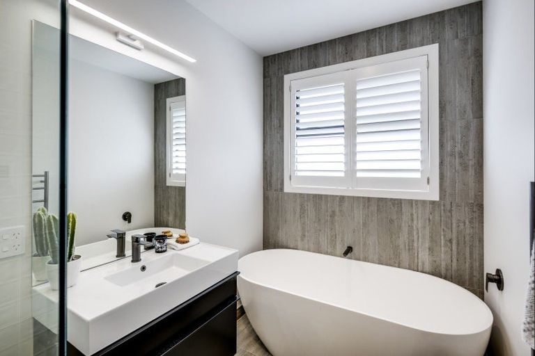 Photo of property in 140d Brookvale Road, Havelock North, 4130