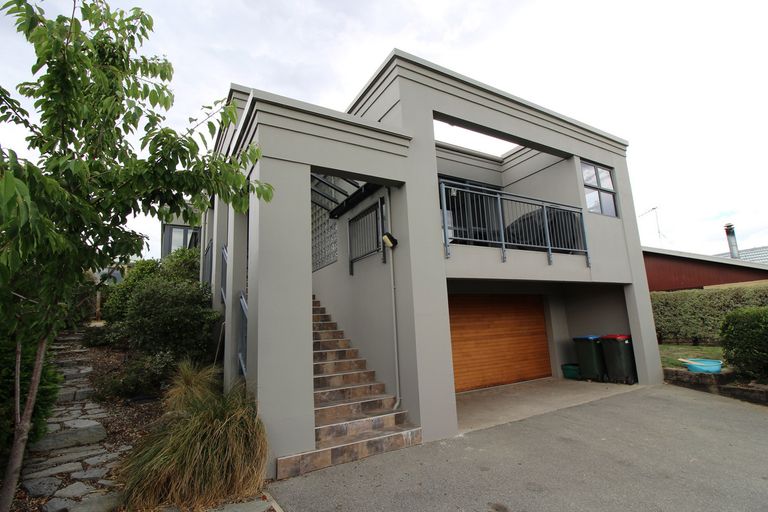 Photo of property in 14 Kamaka Crescent, Bridge Hill, Alexandra, 9320