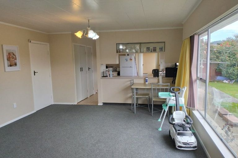 Photo of property in 11a Waddington Drive, Naenae, Lower Hutt, 5011