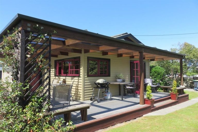 Photo of property in 10 Wright Street, Geraldine, 7930