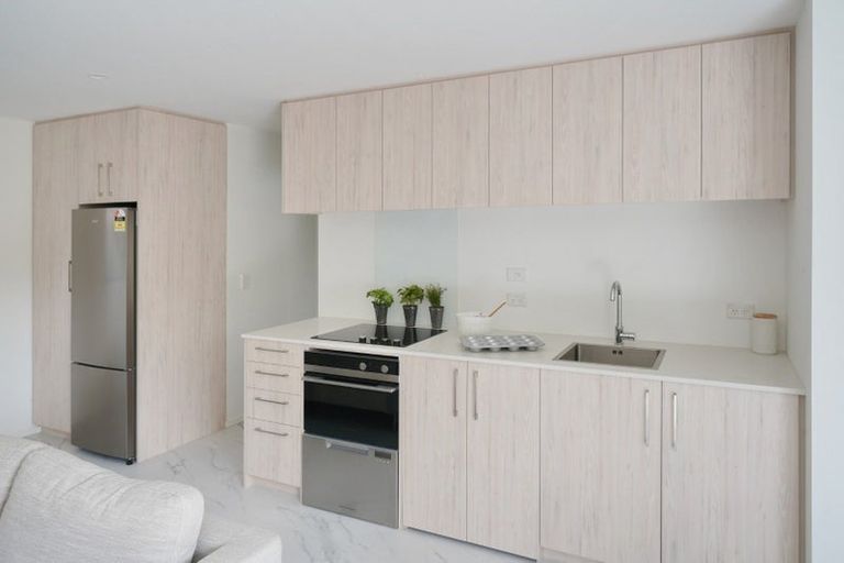 Photo of property in 64 Creyke Road, Ilam, Christchurch, 8041